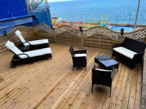 Sea View Luxury Apartment Balcony Whirlpool Bath
